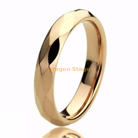 Commerce de gros femmes hommes à la mode personnalisé plaqué or fiançailles mariage bague en acier inoxydable