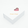 Usine en gros logo personnalisé blanc emballage papier boîte à bijoux clair en forme de coeur fenêtre boîte-cadeau avec magnétique